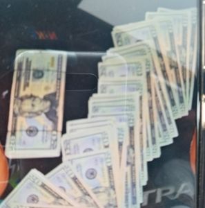 Meet your Posher, Charles